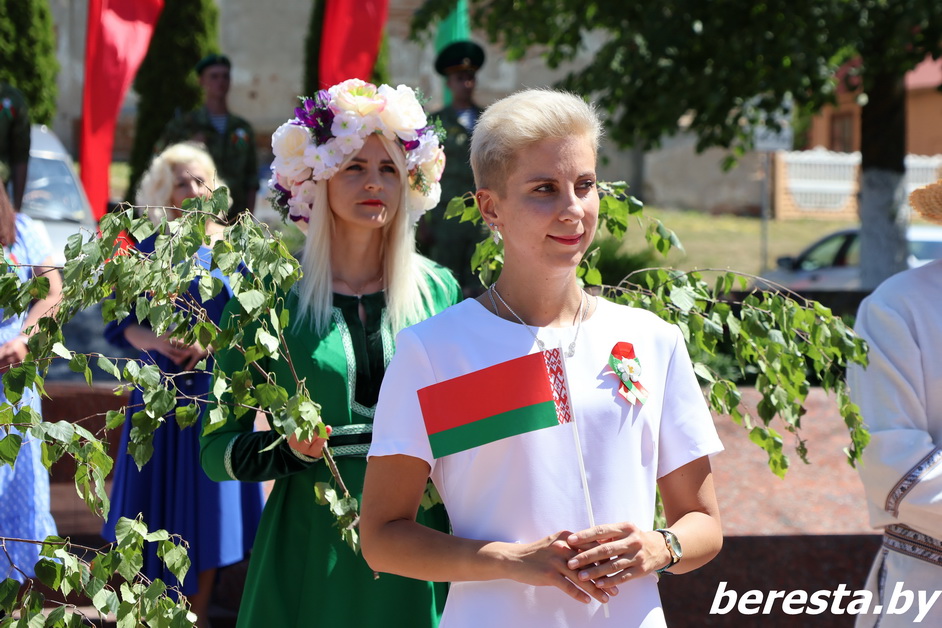 Память, Гордость, Будущее. В Большой Берестовице состоялся торжественный митинг, посвященный Дню Независимости Республики Беларусь