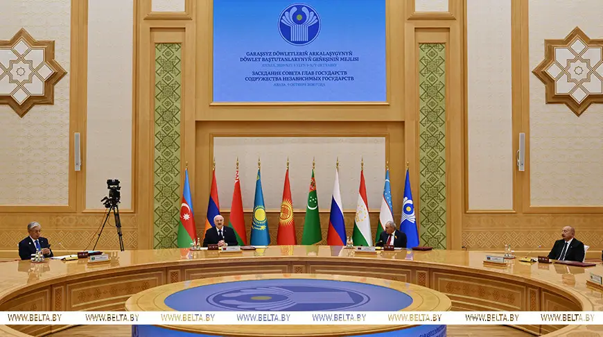 Александр Лукашенко призвал к серьезным шагам в СНГ по укреплению единства, прежде всего в экономике