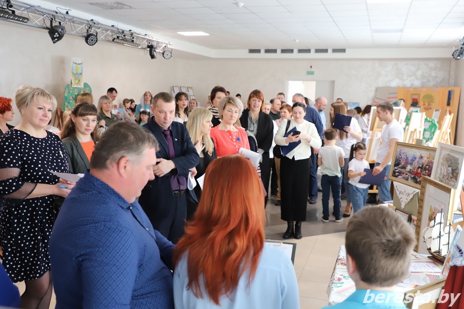 В Берестовицком районе состоялся районный этап республиканского конкурса «Семья года»