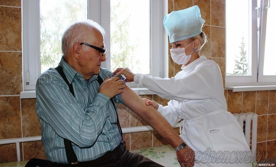 Кому стоит привиться дважды: в области прошел месяц бесплатной вакцинации населения
