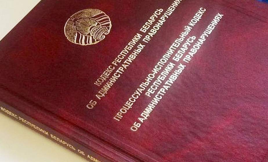 В ходе оперативных мероприятий задержан житель Волковыского района, «украшавший» остановки общественного транспорта надписями и лозунгами