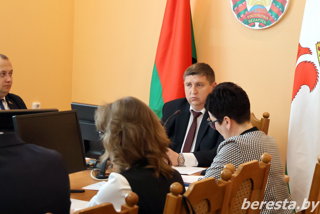 Профилактика – ключевое направление. В Берестовицком райисполкоме состоялось заседание комиссии по противодействию коррупции