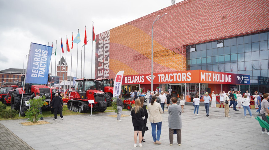 Пятисотсильный трактор BELARUS представят на "Белагро-2025"