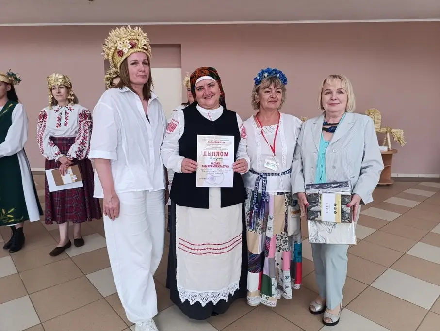 Гран-пры «Ганенскага кірмашу»: бераставіцкія майстры ўзялі галоўную ўзнагароду Зэльвенскага свята