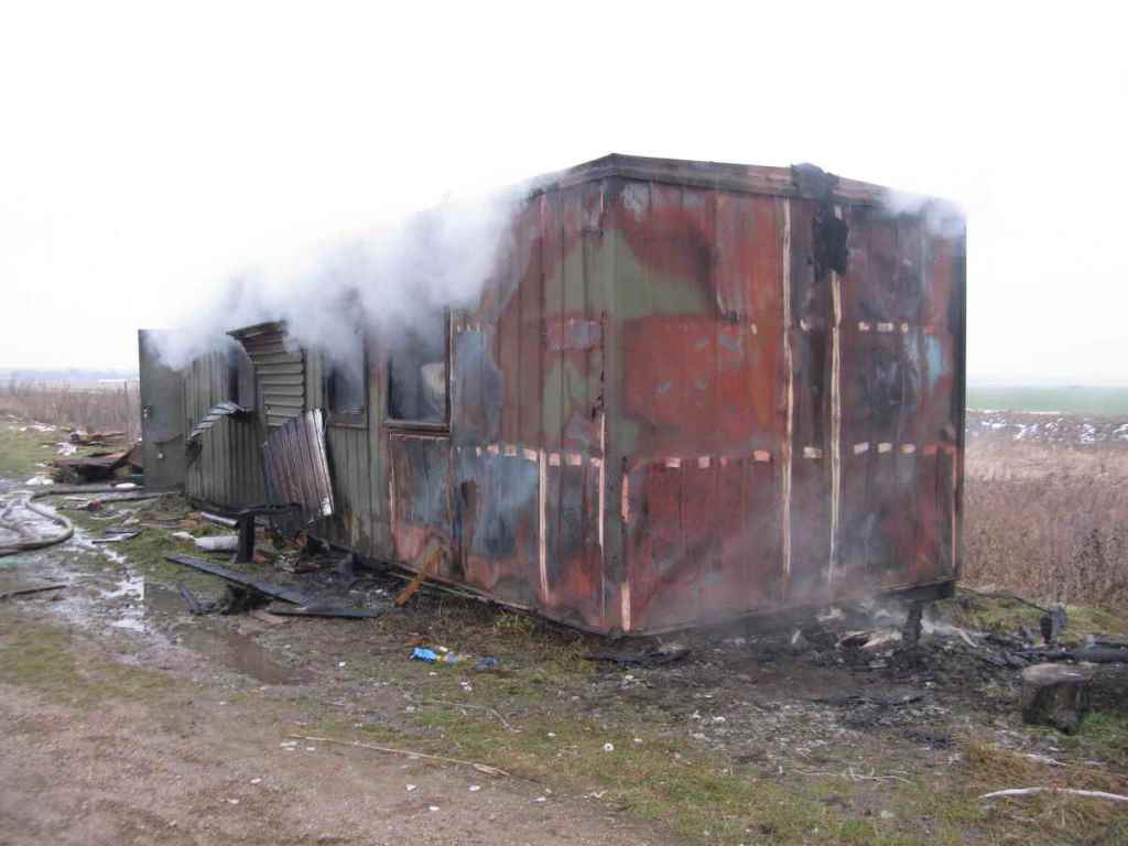 В Берестовицком районе загорелся вагончик-бытовка
