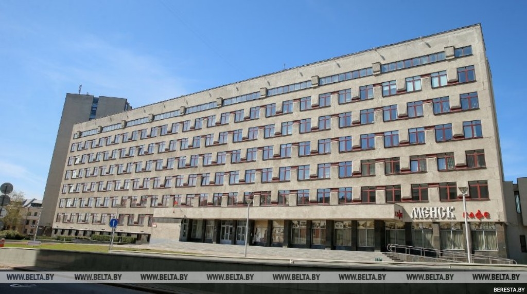 Минобразования рекомендует вручать аттестаты 10-11 июня в торжественной обстановке