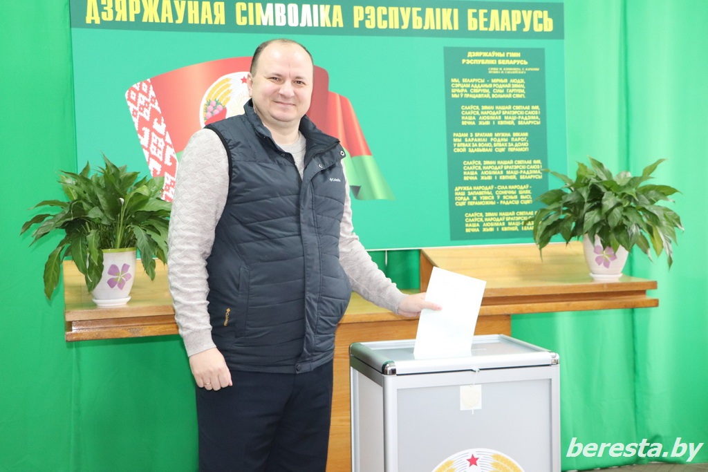 <strong>ФОТОФАКТ. На Берестовитчине проходит третий день досрочного голосования</strong>