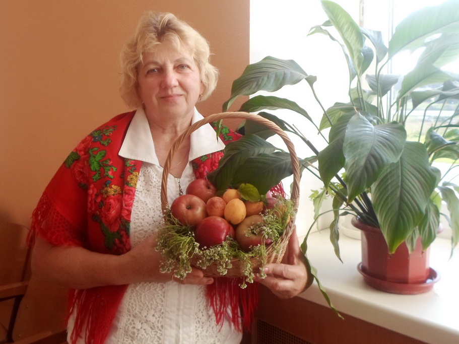 З водарам яблыкаў.Тэматычная праграма для пажылых людзей адбылася ў Масалянскай бібліятэцы