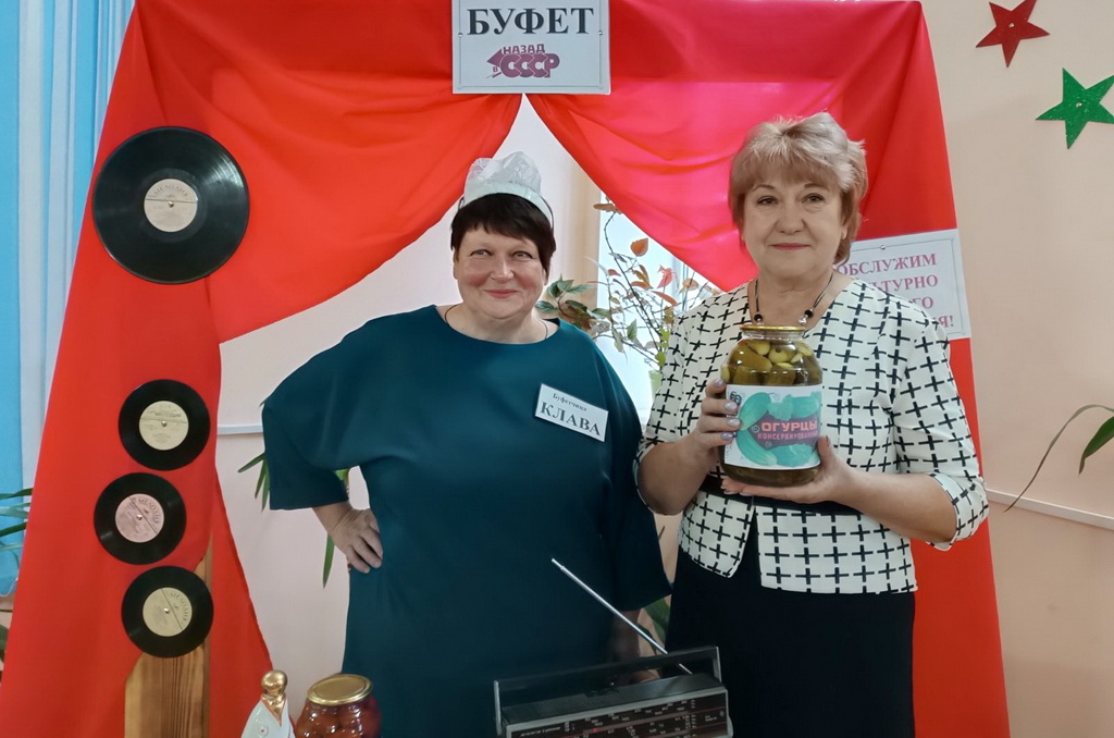«Не надо печалиться, вся жизнь впереди!». В агрогородке Макаровцы чествовали земляков золотого возраста