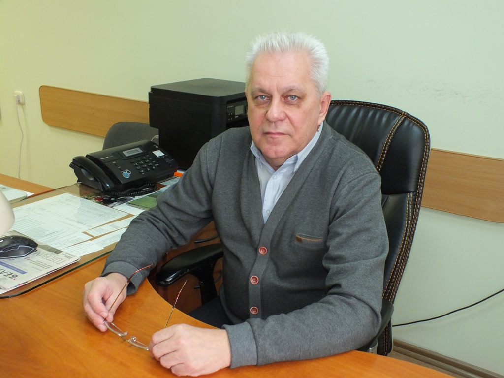 Главный государственный инспектор управления сельского хозяйства и продовольствия Берестовицкого райисполкома Анатолий Станкевич о технике знает все
