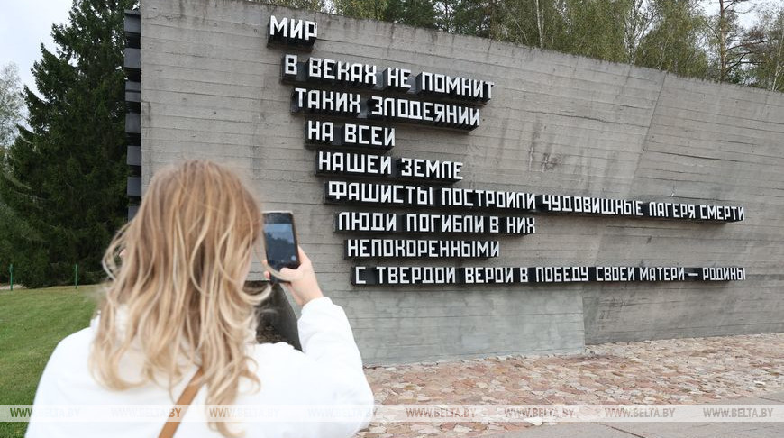 "Каждый должен побывать в знаковых местах Беларуси". Профсоюзы Гродненской области организовали почти 1 тыс. экскурсий