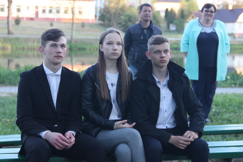 «В шесть часов вечера после войны»: кино под открытым небом в Берестовице