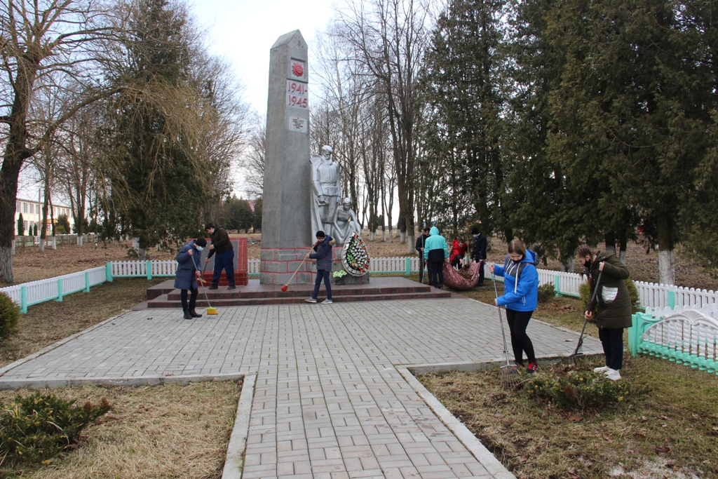 Пархимовские школьники присоединились к акции «Память»