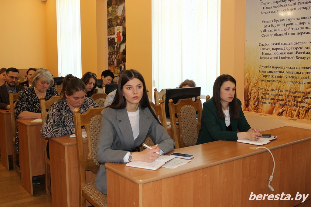 В Берестовицком районе прошел семинар-совещание с работниками кадровых служб организаций Берестовицкого района