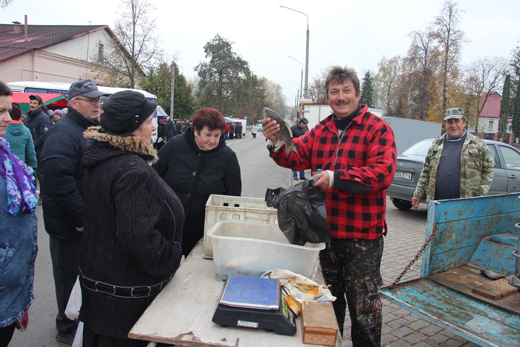 Традиционная осенняя ярмарка под названием «Восеньскі кірмаш” прошла в Большой Берестовице