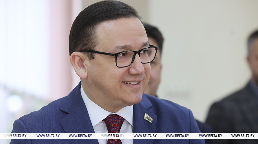 Здоровье, семья, труд на земле. О чем Владимир Перцов говорил со студентами гродненского аграрного вуза
