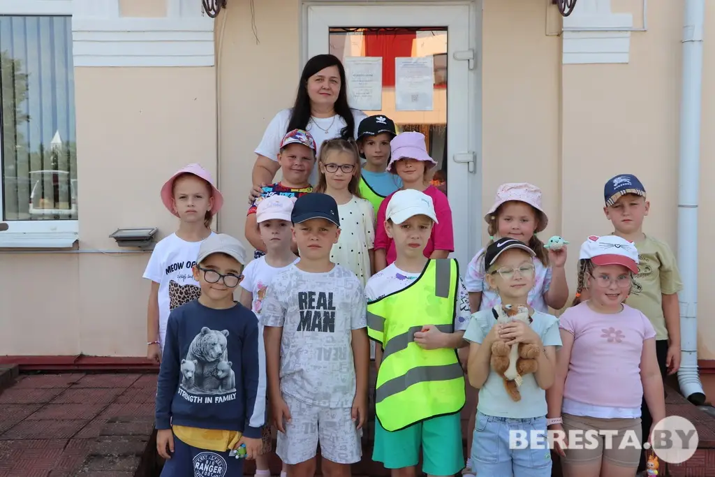 В гостях у «районки». На экскурсии в «Бераставіцкай газеце» побывали воспитанники лагеря «Дружба» 