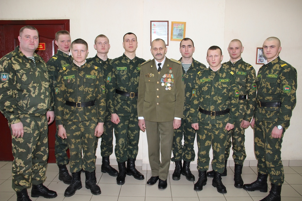 На пограничных заставах Берестовицкого района прошли встречи с пограничниками, служившими в Афганистане