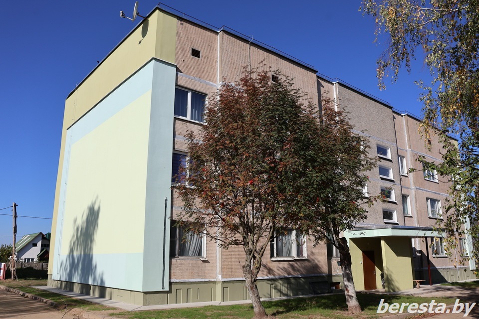 Завершаются ремонтные работы многоквартирного дома в агрогородке Пархимовцы