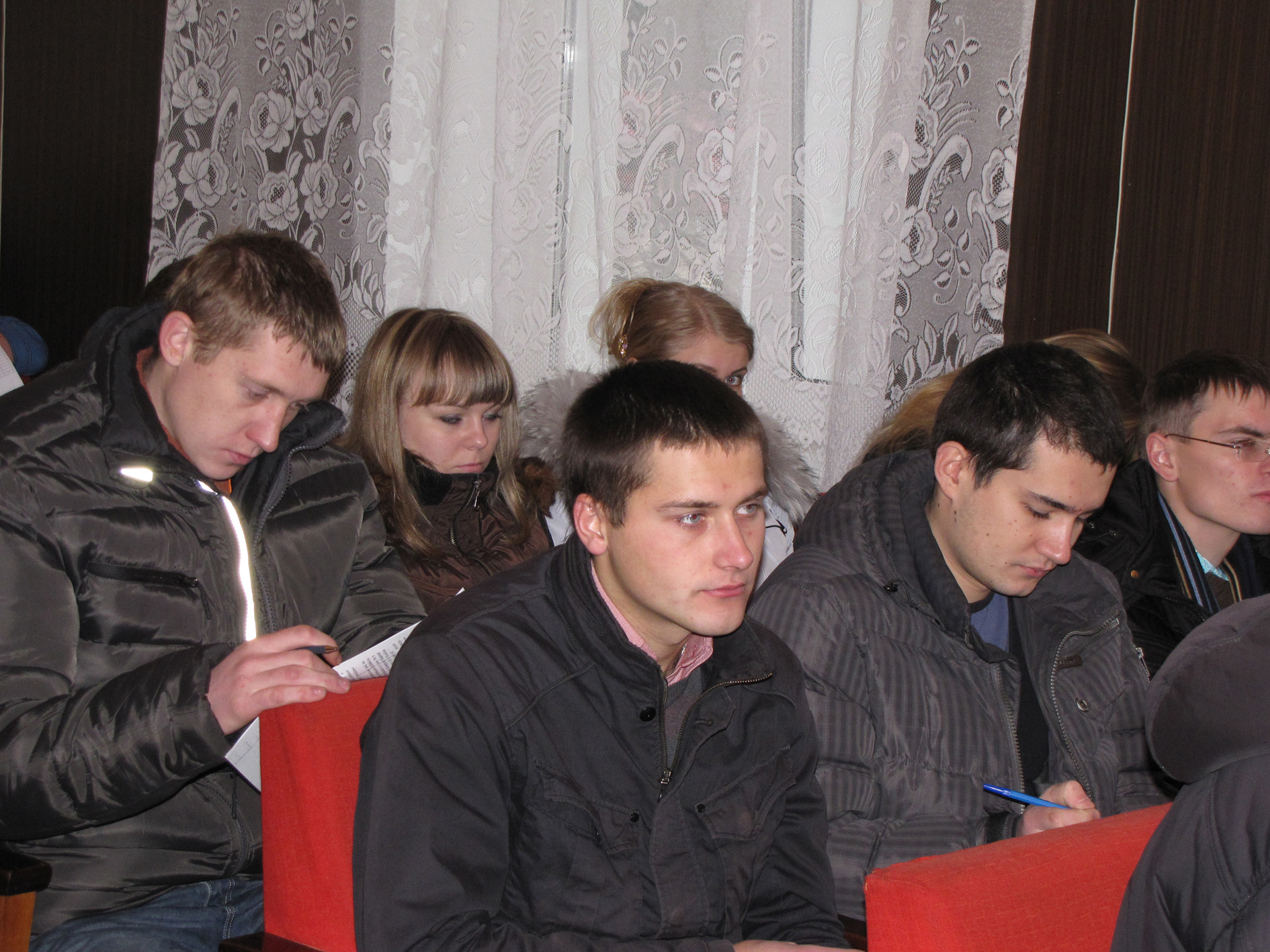 Старшыня Бераставіцкага райвыканкама Антон Кулісевіч сустрэўся з маладымі спецыялістамі аграпрамысловага комплексу