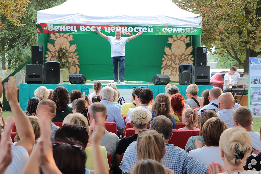 «FamilyFest» – семейный отдых по-олекшицки!