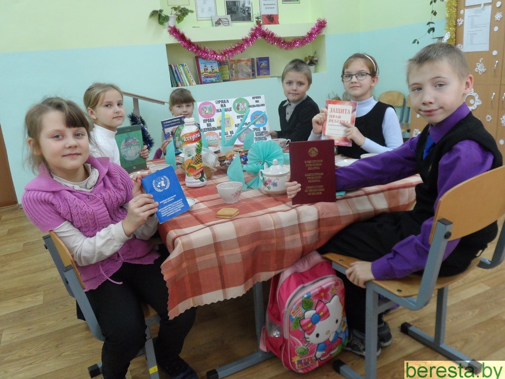 Неделя правовых знаний в Пархимовском яслях-саду – базовой школе