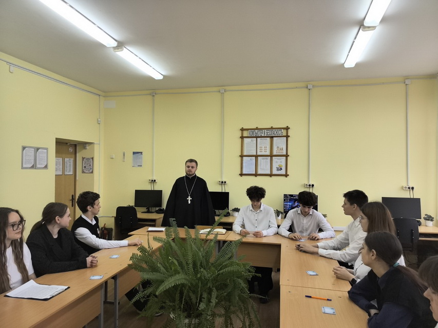 Духовные ценности – основа общества. В Большеберестовицкой СШ прошло заседание Школы Активного Гражданина