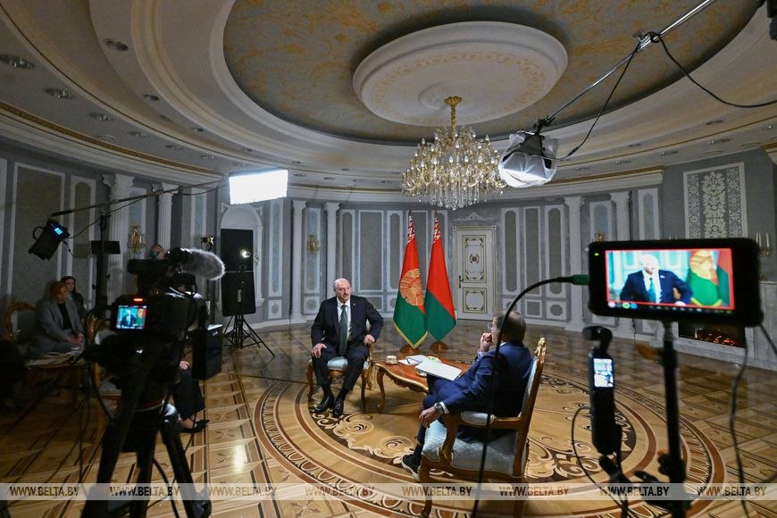 Александр Лукашенко: Беларусь ведет диалог с американцами не против России и не против Китая
