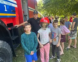 Каникулы под надежной защитой: спасатели и милиция провели урок безопасности в лагере «Берестовицкий»