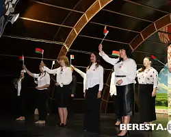 Берестовичане присоединились к акции «Споем Гимн вместе!»
