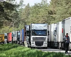 С пятницы очередь на въезд в Литву и Польшу выросла почти в четыре раза