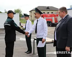 На страже безопасности. Торжественное мероприятие в честь Дня пожарной службы прошло в Берестовицком РОЧС