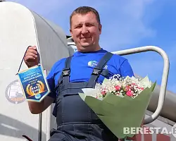 Хлебный рубеж взят: в Берестовицком районе появился первый экипаж – «тысячник»
