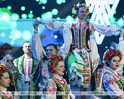 Александр Лукашенко отметил особую заслугу работников культуры в приумножении духовного богатства страны