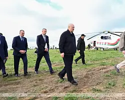 Александр Лукашенко совершает рабочую поездку в Шкловский район Могилевской области