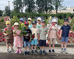 Дошкольники агрогородка Олекшицы почтили память героев Великой Отечественной войны 