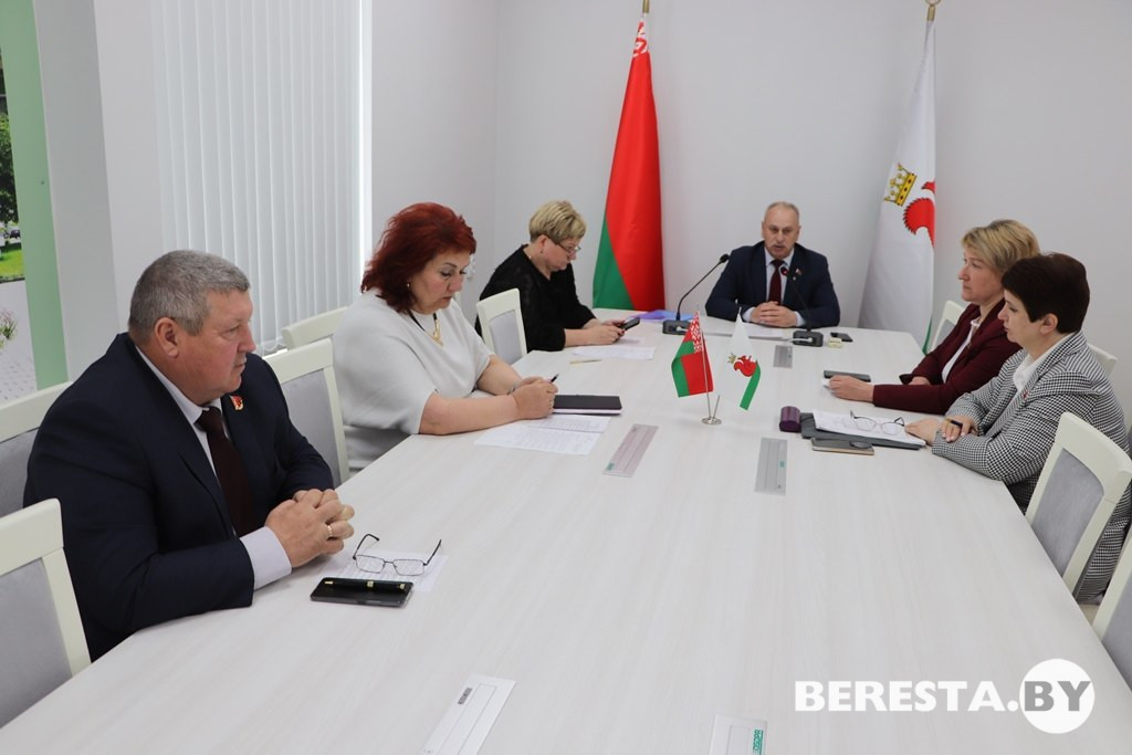 На сессии Берестовицкого районного Совета депутатов утверждены районные комплексы мероприятий по реализации государственных программ