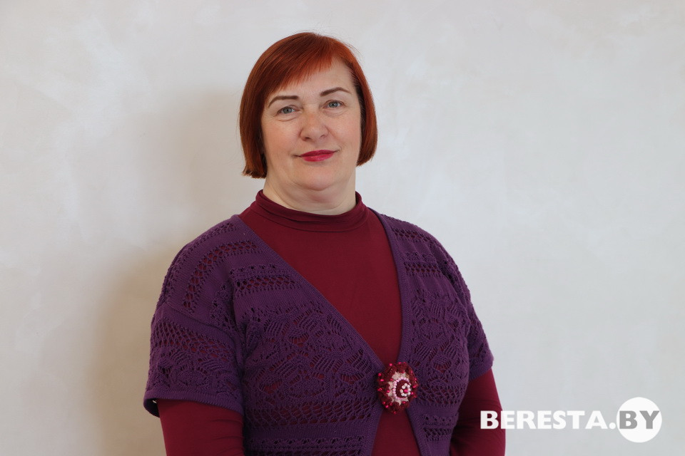 Елена Евсеева, режиссер районного центра культуры и народного творчества: "Субботники нужны, чтобы делать наш общий дом, Берестовитчину, еще краше"