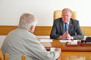 d97b9a639cc7904bab5cd46c8b91113b-310xauto